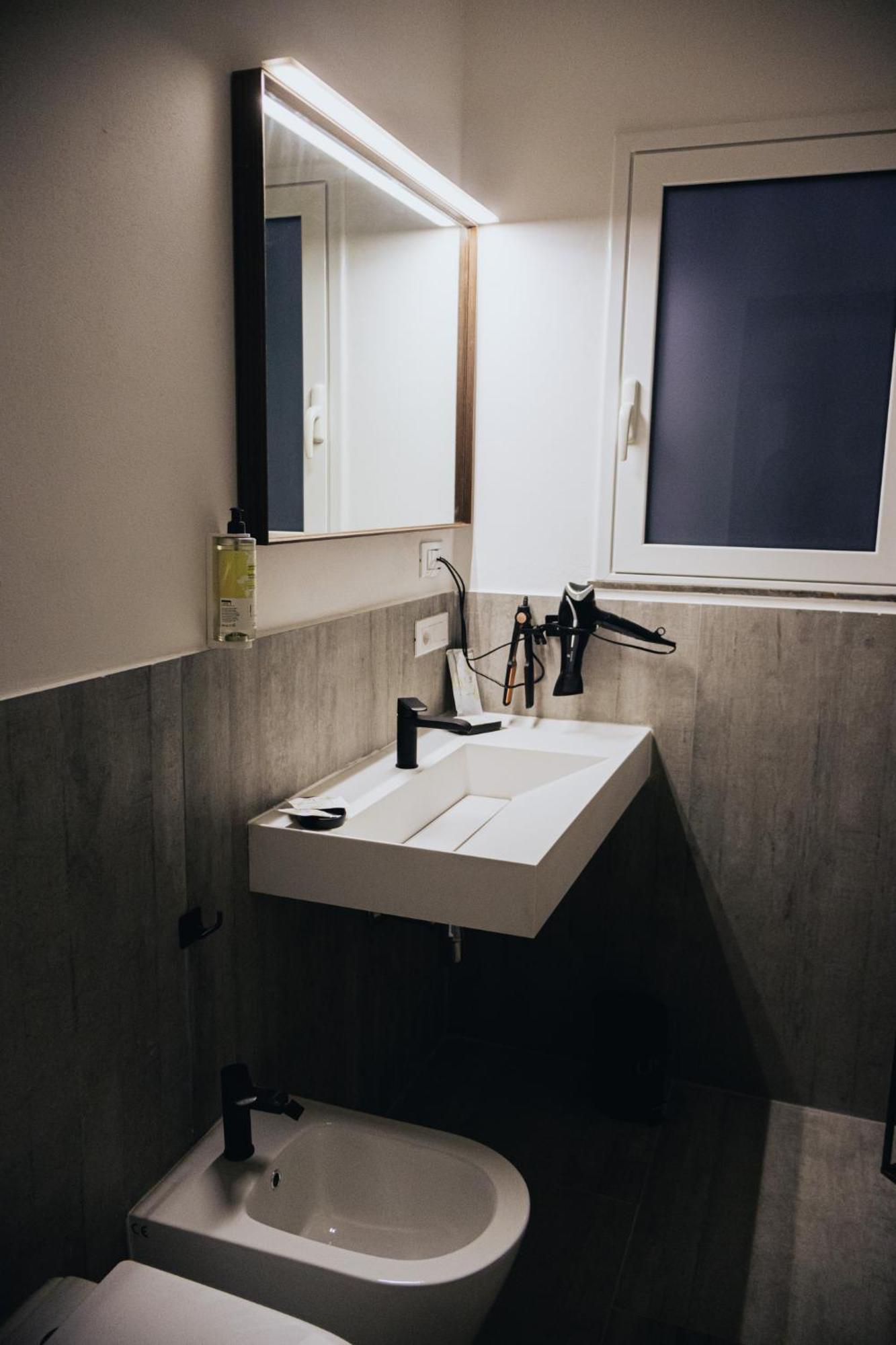 Hotel Amori 85 à Palerme Extérieur photo